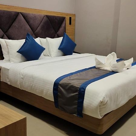 Click Hotel Guwahati Exterior foto