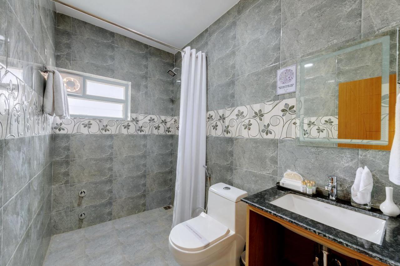 Click Hotel Guwahati Exterior foto