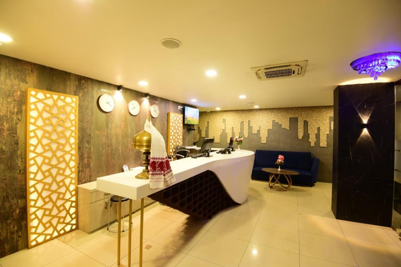 Click Hotel Guwahati Exterior foto