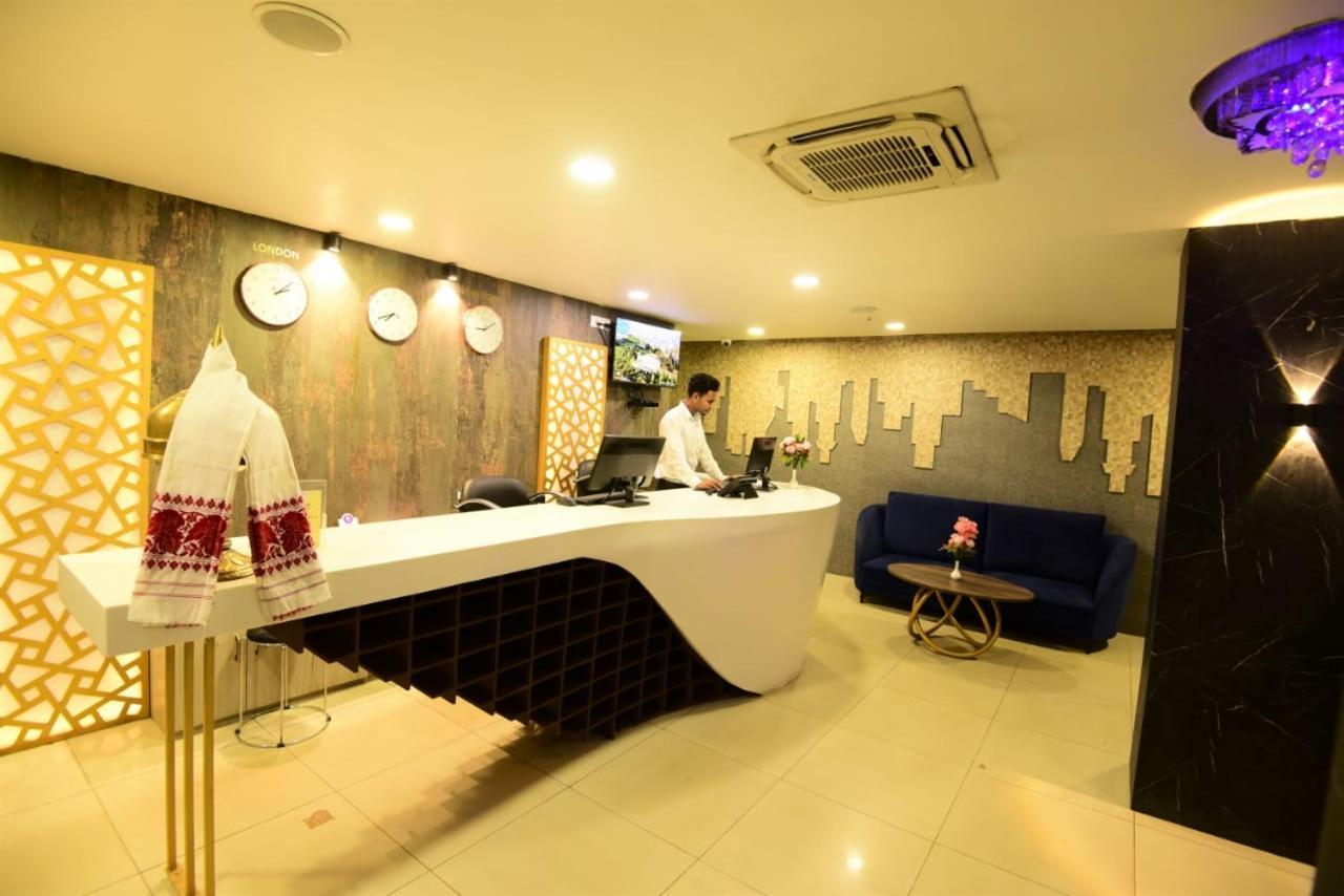Click Hotel Guwahati Exterior foto