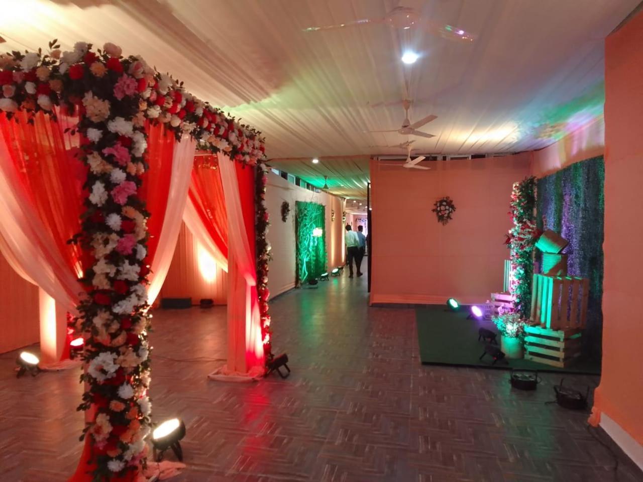 Click Hotel Guwahati Exterior foto